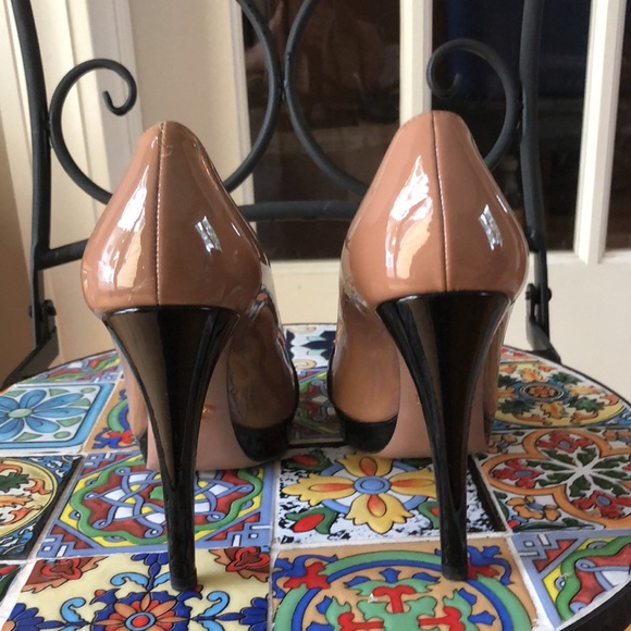 Prada black/tan open toe heels 37.5. / 7 - Picture 2 of 7